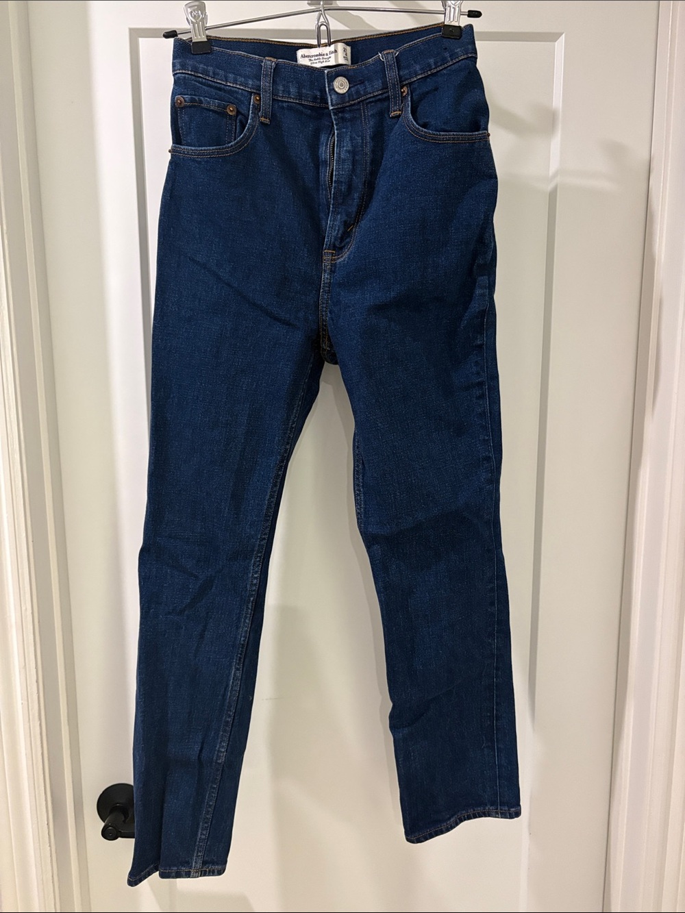 Abercrombie & Fitch The Ankle Straight Ultra High Rise Jeans